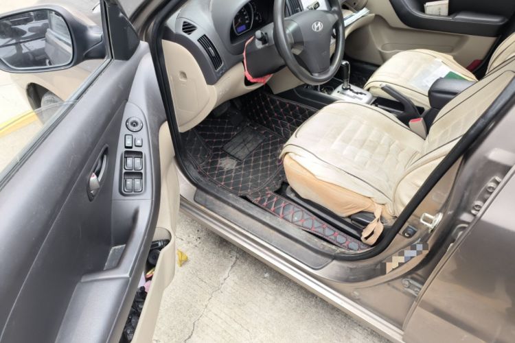 Used Hyundai Celesta 2011 1.6L Automatic Comfort Edition
