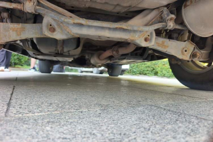 Used Haval M6 2017 1.5T Manual Two-Wheel Drive Elite Model Chassis Rear