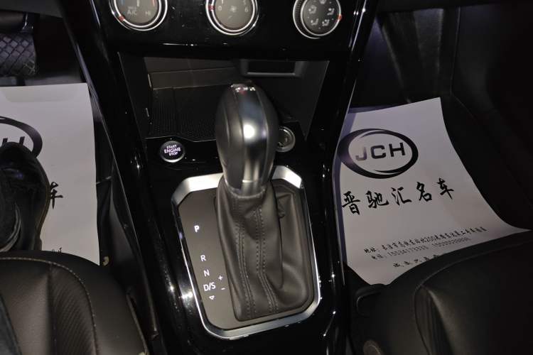 Used Volkswagen T-ROC 2019 280TSI DSG Two-Wheel Drive Comfort Version China VI Standard