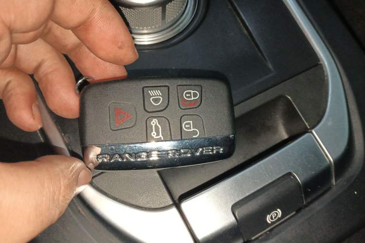 Used Land Rover Discovery Sport 2016 2.0T HSE
