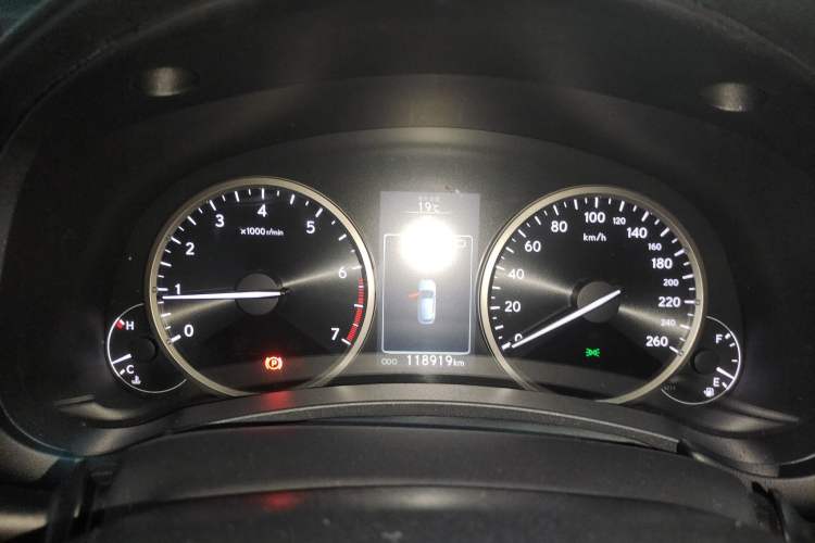 Used Lexus NX 2015 200 Front-Wheel Drive X-Trail SE Edition