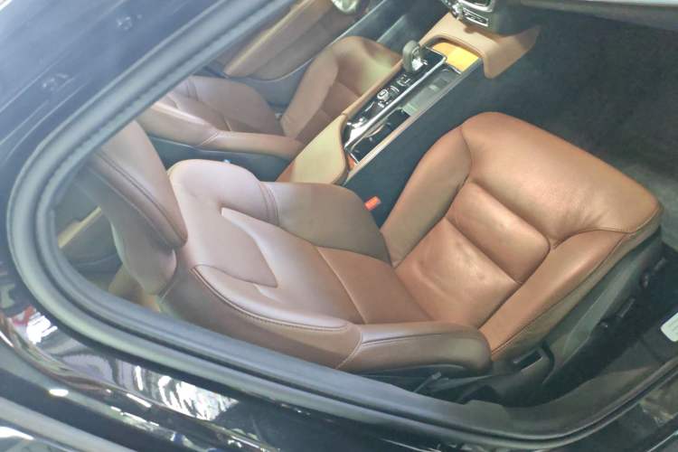 Used Volvo S90 2022 B5 Zhiyi Luxury Edition
