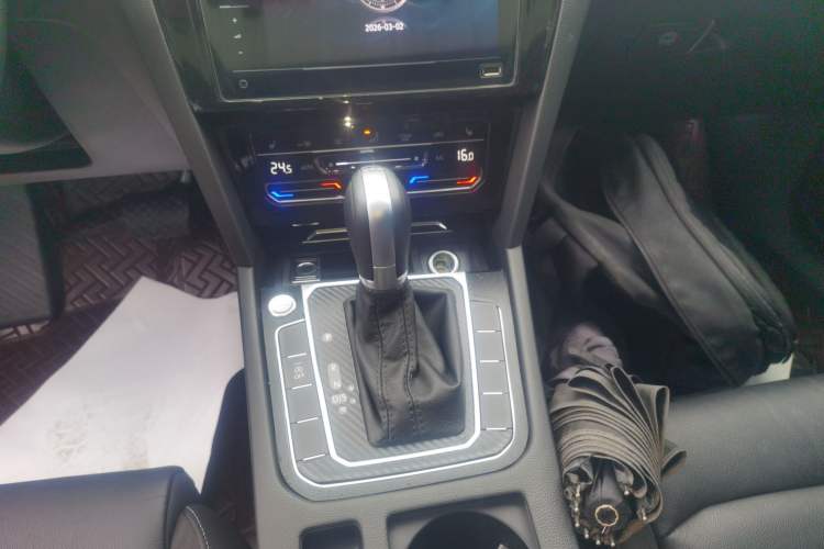 Used Volkswagen Magotan 2020 330TSI DSG Leading Model
