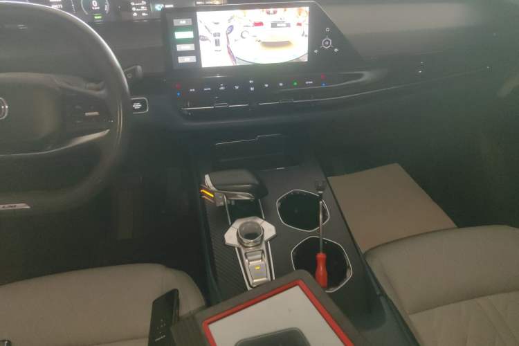 Used Changan UNI-K iDD 2022 Blue Whale iDD 130km 1.5T Excellence Model
