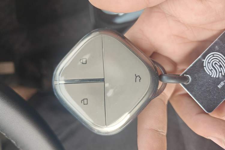 Used Wuling Bingo 2023 333 km Enjoyment Version Vehicle Key