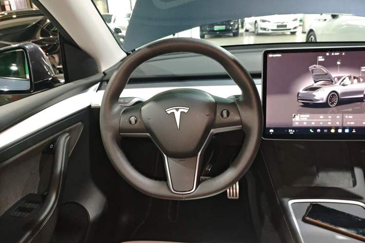 Used Tesla Model Y 2021 Performance High-Performance All-Wheel-Drive Version