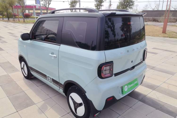 Used Geely Galaxy Panda 2023 Panda Mini 200km Endurance Bear
