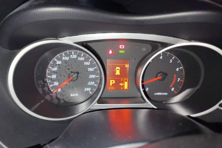 Used Mitsubishi Outlander 2010 Kijang 2.0 Sport Edition Instrument Cluster