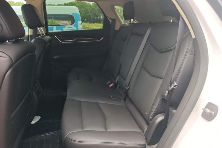 Used Cadillac XT5 2018 25T Luxury Model