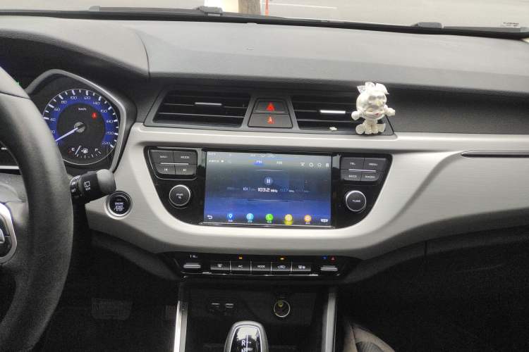 Used Geely Auto Vision X3 2019 Upgraded Model 1.5L CVT Prestige Version
