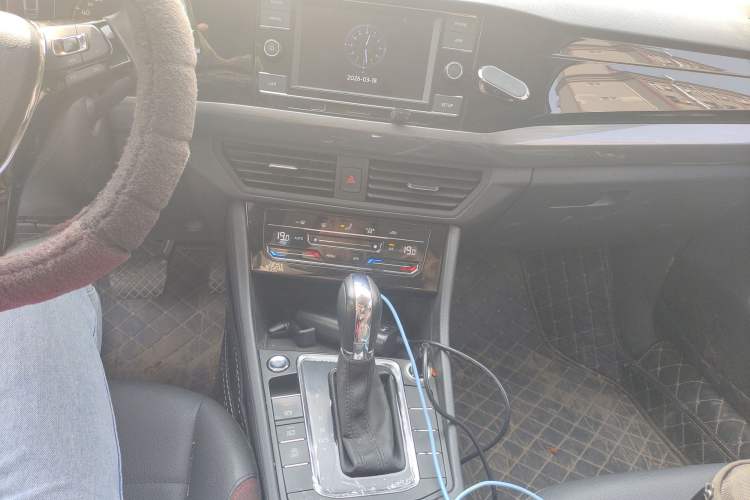 Used Volkswagen Bora 2020 1.5L Automatic Elite Version Audio And AC Panel