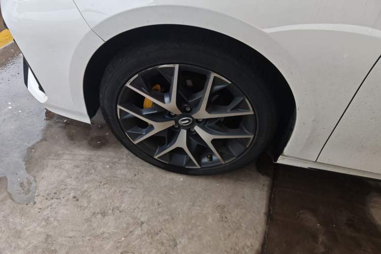 Used GAC Trumpchi EMPOW 2021 270T DCT J15 Version Exterior 4