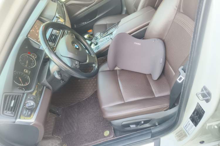 Used BMW 5 Series 2014 525Li Luxury Design Package
