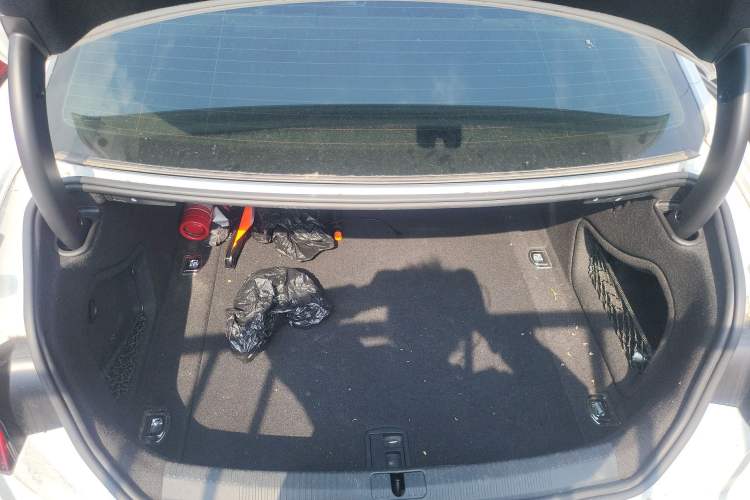 Used Audi A5 2019 Coupe 40 TFSI Fashion Edition China V Emission Standard Trunk