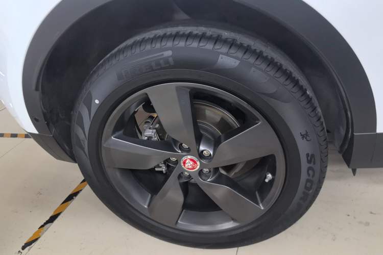 Used Jaguar E-PACE 2018 P200 S China VI Right Rear Wheel Hub
