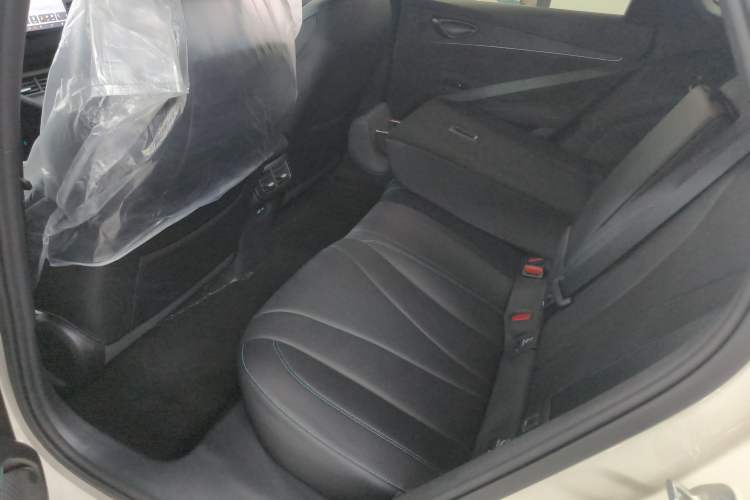 Used BYD Seal 06 DM-i Touring 2025 DM-i 80KM Prestigious Edition Left Rear Seat