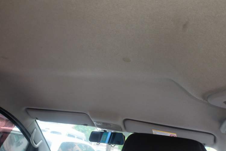 Used JAC Refine M3 2015 Maker Edition 1.6L Luxury Version Headliner