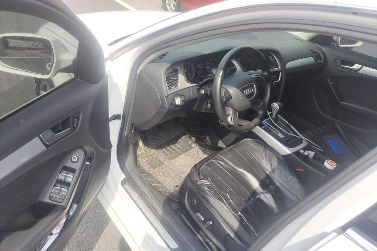 Used Audi A4L 2016 35 TFSI Automatic Standard Model
