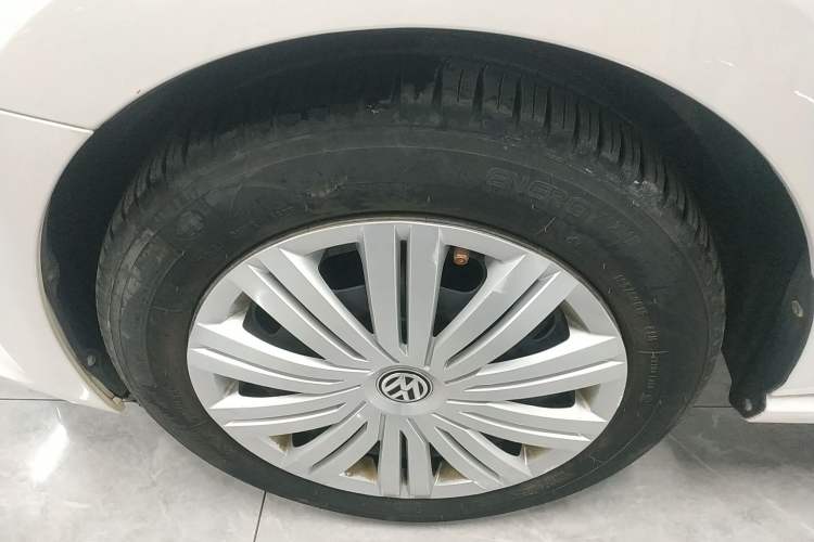 Used Volkswagen Polo 2018 1.5L Automatic Enjoyment Model Left Front Wheel Hub
