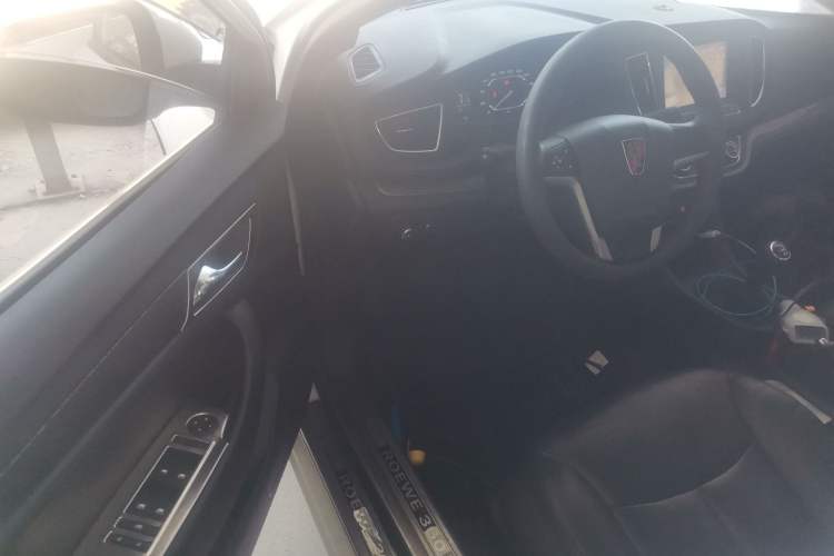 Used Roewe 360 2015 1.5L Manual Luxury Edition Driver Seat
