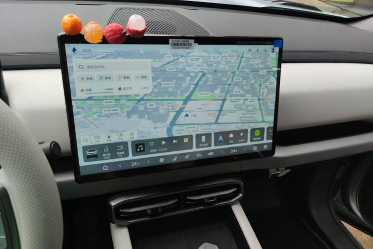 Used Formula Leopard Titanium 3 2025 501 km Range Rear-Wheel Drive Intelligent Driving Max Edition Audio And AC Panel