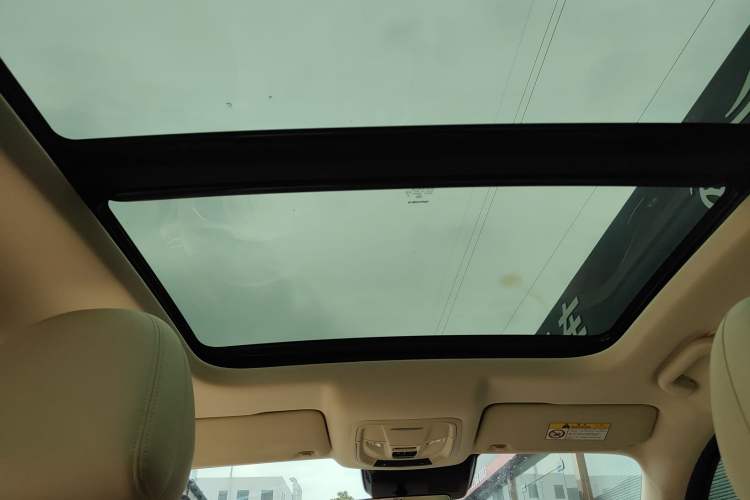 Used ORA Good Cat 2021 400km Standard Range Venus Edition Lithium-Ion Battery Headliner