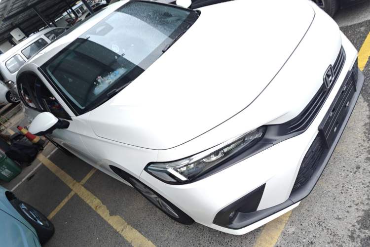 Used Honda Civic 2023 240TURBO CVT Dynamic Edition Front Right 45 Deg