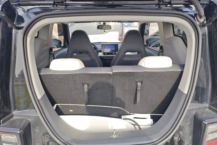 Used Geely Galaxy Panda 2025 210km Panda Kart Trunk