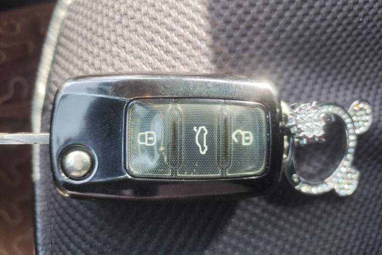 Used Volkswagen Polo 2014 1.6L Cross Polo Automatic