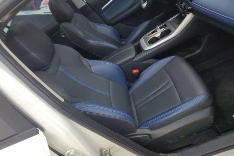 Used GAC Trumpchi GS3 2025 Shadow Speed 270T Enjoyment Edition Soaring to New Heights Right Front Seat