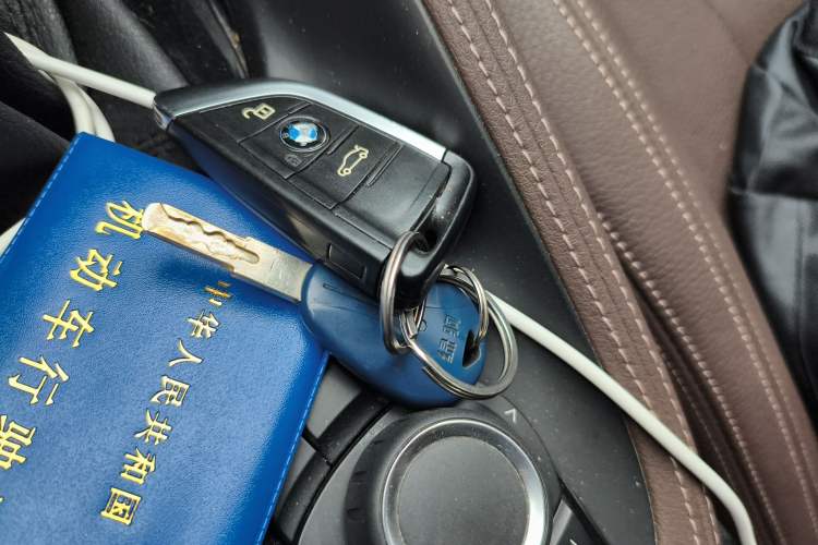 Used BMW X1 2019 sDrive18Li Premium Edition Vehicle Key