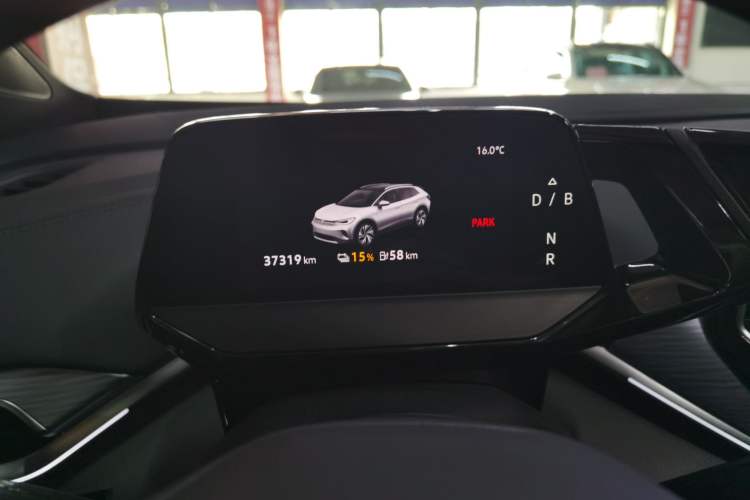 Used Volkswagen ID.4 CROZZ 2022 Long-Range PURE+ Edition
