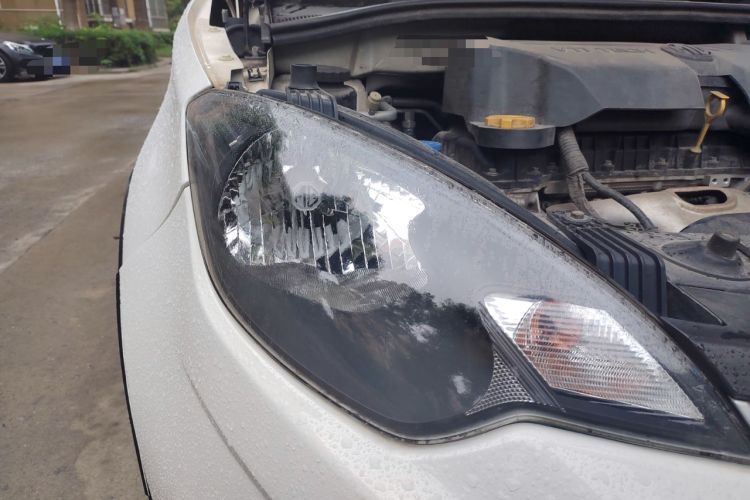 Used MG 3SW 2015 1.5L AMT Elite Model
