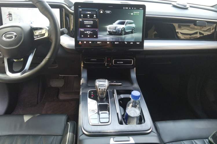 Used GAC Trumpchi GS8 2022 Flagship Series 2.0 TGDI Two-Wheel-Drive Prestige Edition (7 Seats)