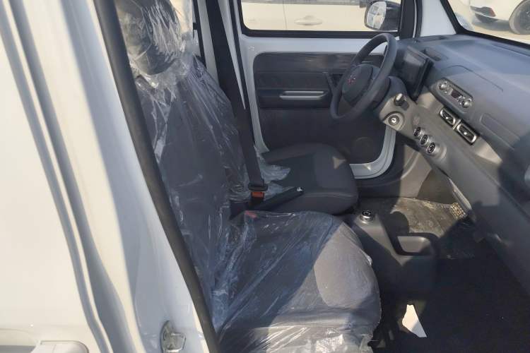 Used Wuling Zhiguang New Energy 2025 Standard Model