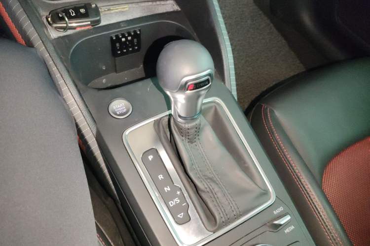 Used Audi Q2L 2020 35 TFSI Fashion Dynamic Model
