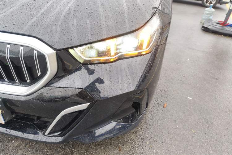 Used BMW 5 Series 2025 530Li Luxury Edition M Sport Package
