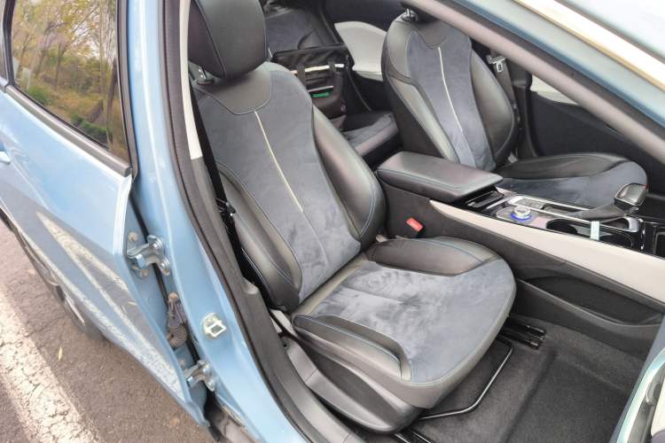 Used Buick Velite 6 2019 Connected & Smart
