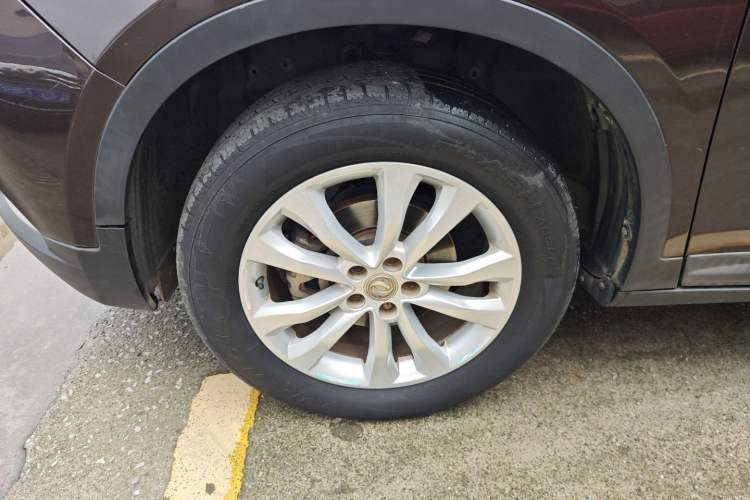 Used Dongfeng Aeolus AX7 2016 2.0L Automatic Zhiyi Trim Left Front Wheel Hub