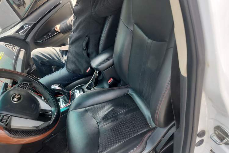 Used BYD e5 2018 450 Smart Connect Enjoyment Version