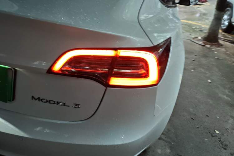 Used Tesla Model 3 2022 Rear-Wheel-Drive Version
