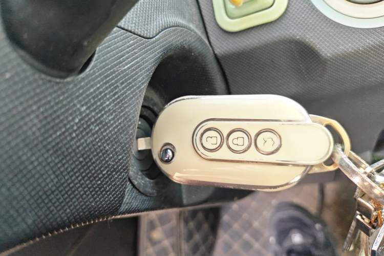 Used Wuling Hongguang MINIEV 2022 Macaron Premium Model – Lithium Iron Phosphate
