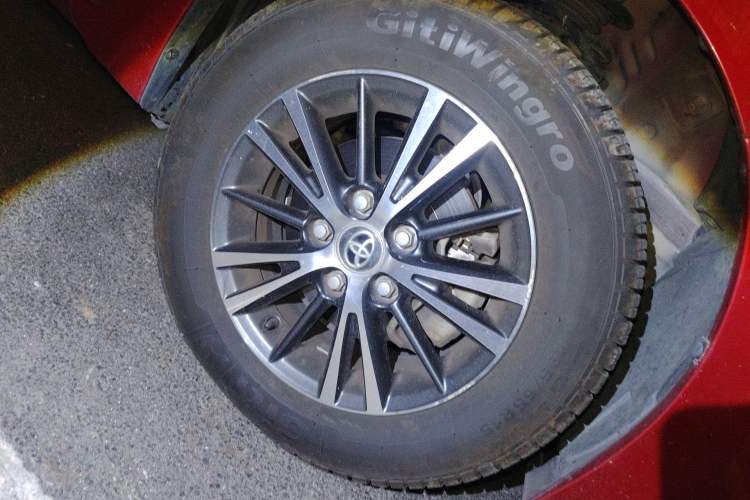 Used Toyota Levin 2014 1.6G CVT Elite Edition Right Front Wheel Hub