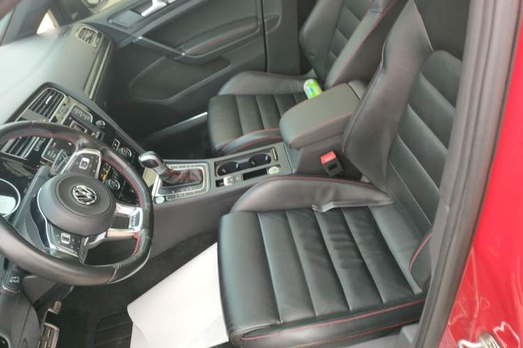 Used Volkswagen Golf GTI 2016 2.0 TSI GTI
