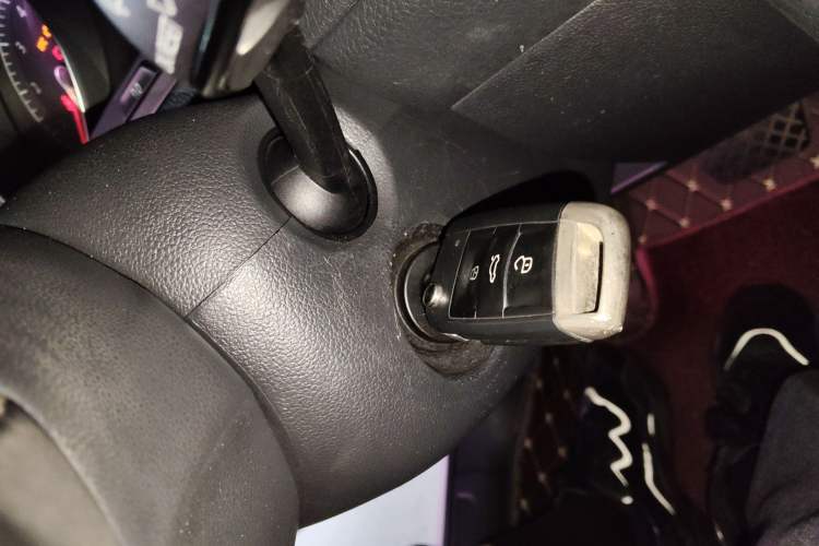 Used Volkswagen Golf 2015 1.4TSI Automatic Comfort Model
