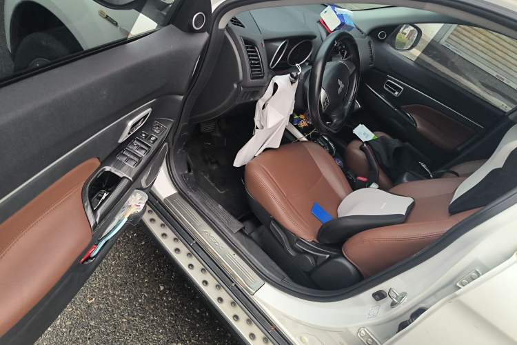 Used Mitsubishi ASX 2013 2.0L CVT Two-Wheel Drive Elite Edition