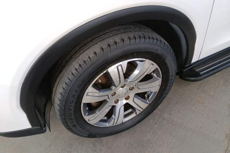 Used GAC Trumpchi GS7 2017 320T Two-Wheel-Drive Luxury Smart Connectivity Model
