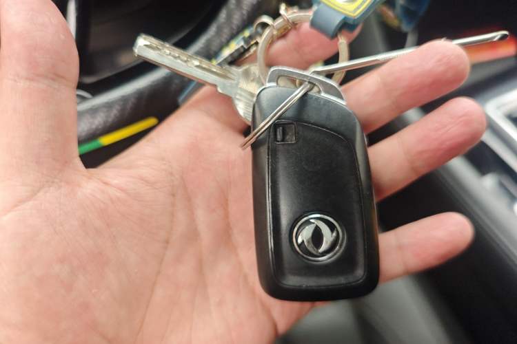 Used Dongfeng Aeolus AX7 2020 1.6T Automatic AI Navigation Model China VI Standard
