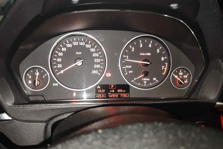 Used BMW 3 Series 2016 320Li Ambition Model