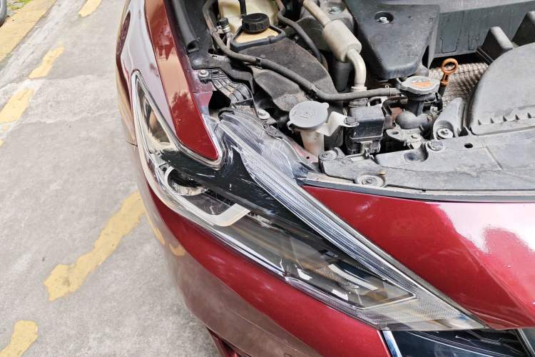 Used Nissan Maxima 2016 2.5L XL Luxury Edition Right Front Headlight